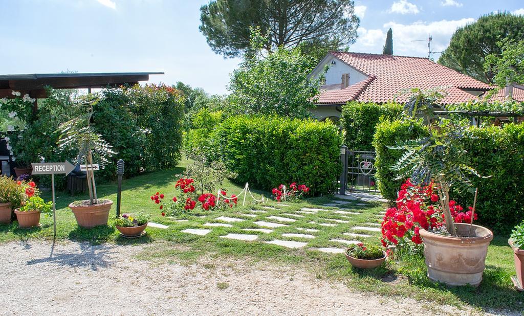 Penzion Poggio Degli Olivi Saturnia Exteriér fotografie